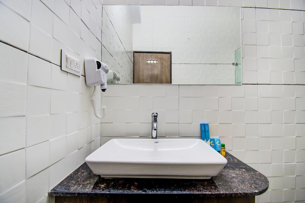 Fabhotel Prime Om Epic Vijay Nagar Indore Zewnętrze zdjęcie