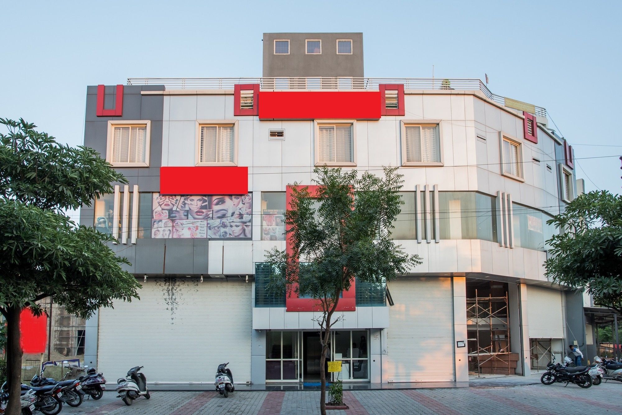 Fabhotel Prime Om Epic Vijay Nagar Indore Zewnętrze zdjęcie